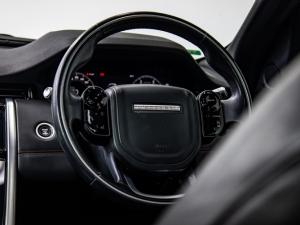 Land Rover Discovery Sport D180 R-Dynamic HSE - Image 17