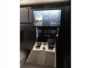 Land Rover Range Rover D350 First Edition - Image 11