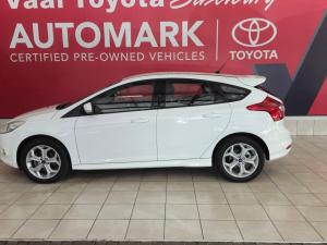 Ford Focus hatch 1.6 Trend - Image 19
