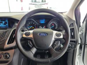 Ford Focus hatch 1.6 Trend - Image 23