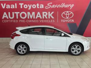 Ford Focus hatch 1.6 Trend - Image 4