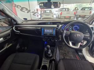 Toyota Hilux 2.8GD-6 4x4 Raider - Image 12
