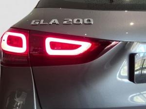 Mercedes-Benz GLA GLA200 - Image 20