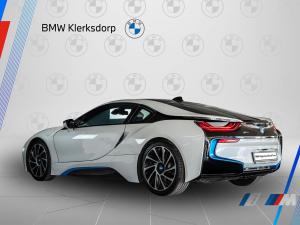 BMW i8 eDrive coupe Protonic Frozen Yellow Edition - Image 8