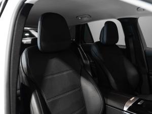 Mercedes-Benz GLC GLC300 4Matic Avantgarde - Image 7