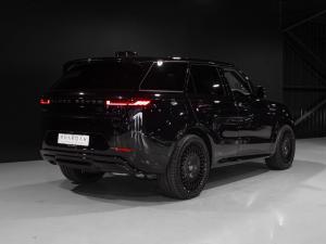 Land Rover Range Rover Sport D350 Dynamic HSE - Image 7