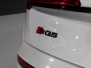 Audi SQ5 TFSI quattro Black Edition - Image 24