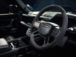 Land Rover Defender 110 V8 - Image 10