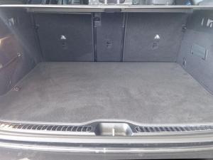 Mercedes-Benz GLC GLC300d 4Matic Avantgarde - Image 10