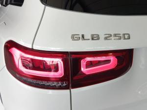 Mercedes-Benz GLB GLB250 Progressive - Image 20