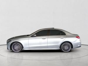 Mercedes-Benz C-Class C220d Avantgarde - Image 4