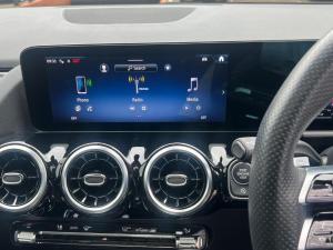 Mercedes-Benz GLA GLA200 Progressive - Image 12