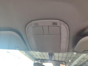 Toyota Corolla 1.6 Professional - Image 17