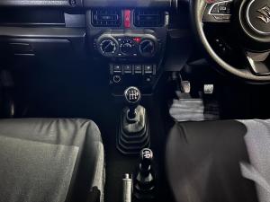 Suzuki Jimny 1.5 GL AllGrip 5-door manual - Image 8