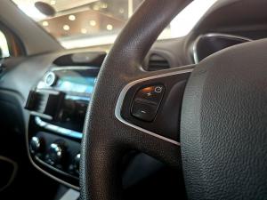 Renault Captur 66kW turbo Blaze - Image 15