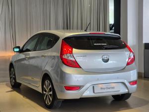 Hyundai Accent hatch 1.6 Fluid - Image 8