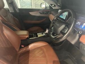 Chery Tiggo 8 Pro 1.6TGDI 290T Executive - Image 9