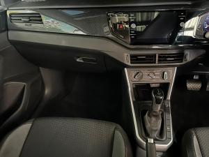 Volkswagen Polo hatch 1.0TSI Life auto - Image 9