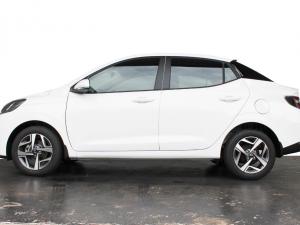 Hyundai Grand i10 1.2 Executive sedan manual - Image 4