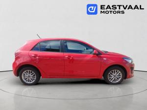 Kia Rio hatch 1.4 LS - Image 8