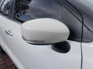 Toyota Starlet 1.4 XR auto - Image 9