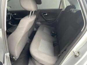 Volkswagen Polo Vivo hatch 1.6 Comfortline auto - Image 11
