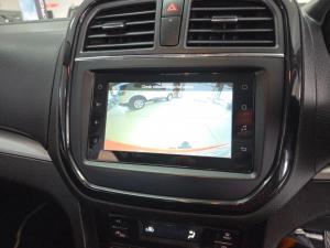 Suzuki Vitara Brezza 1.5 GLX - Image 17