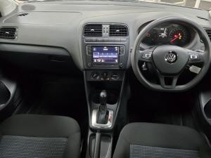 Volkswagen Polo Vivo hatch 1.6 Comfortline auto - Image 2