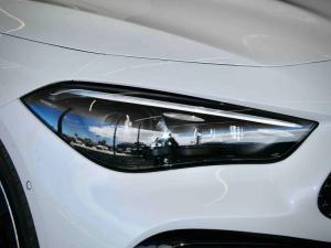 Mercedes-Benz CLE CLE200 coupe AMG Line - Image 11