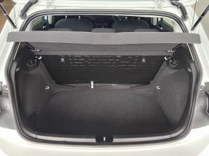 Volkswagen Polo hatch 1.0TSI - Image 12
