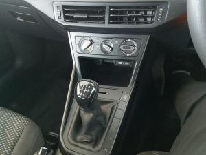 Volkswagen Polo hatch 1.0TSI - Image 17