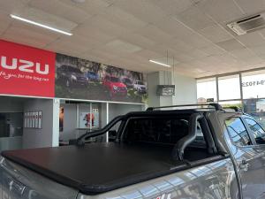 Isuzu D-Max 3.0TD double cab LS 4x4 auto - Image 11