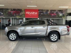 Isuzu D-Max 3.0TD double cab LS 4x4 auto - Image 8