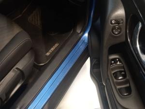 Nissan X-Trail 2.5 4x4 Acenta Tech - Image 6