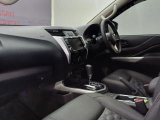 Nissan Navara 2.5DDTi double cab Stealth 4x4
