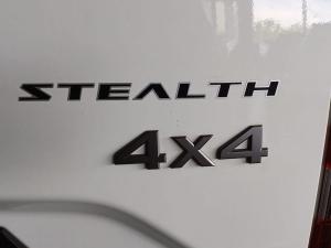 Nissan Navara 2.5DDTi double cab Stealth 4x4 - Image 25