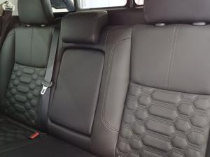 Nissan Navara 2.5DDTi double cab Stealth 4x4 - Image 27