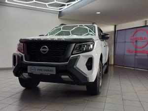 Nissan Navara 2.5DDTi double cab Stealth 4x4 - Image 2
