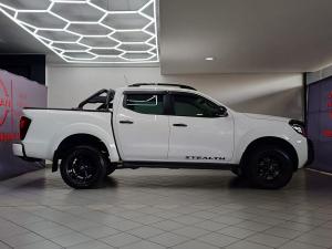 Nissan Navara 2.5DDTi double cab Stealth 4x4 - Image 3