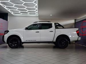 Nissan Navara 2.5DDTi double cab Stealth 4x4 - Image 5
