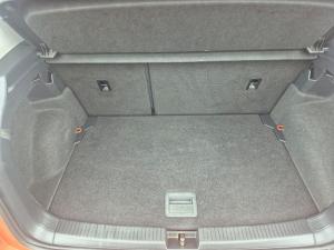 Volkswagen Polo hatch 1.0TSI Comfortline auto - Image 13