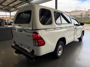 Toyota Hilux 2.0 chassis cab - Image 7