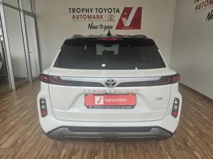 Toyota Urban Cruiser 1.5 XR manual - Image 5