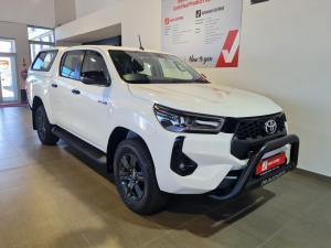Toyota Hilux 2.8GD-6 double cab Raider auto - Image 1