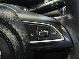 Toyota Urban Cruiser 1.5 XR manual - Image 10