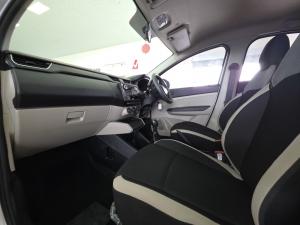 Renault Triber 1.0 Expression - Image 7