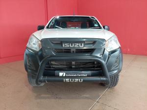 Isuzu D-Max Gen 6 250 single cab Fleetside safety - Image 4