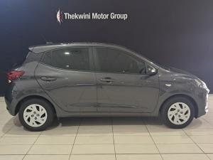 Hyundai Grand i10 1.0 Premium hatch - Image 3