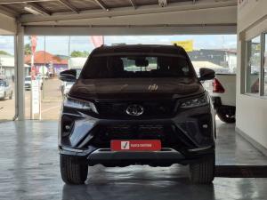 Toyota Fortuner 2.8GD-6 4x4 VX - Image 4