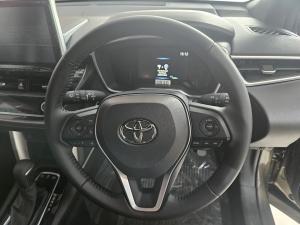 Toyota Corolla Cross 1.8 HEV XS - Image 8